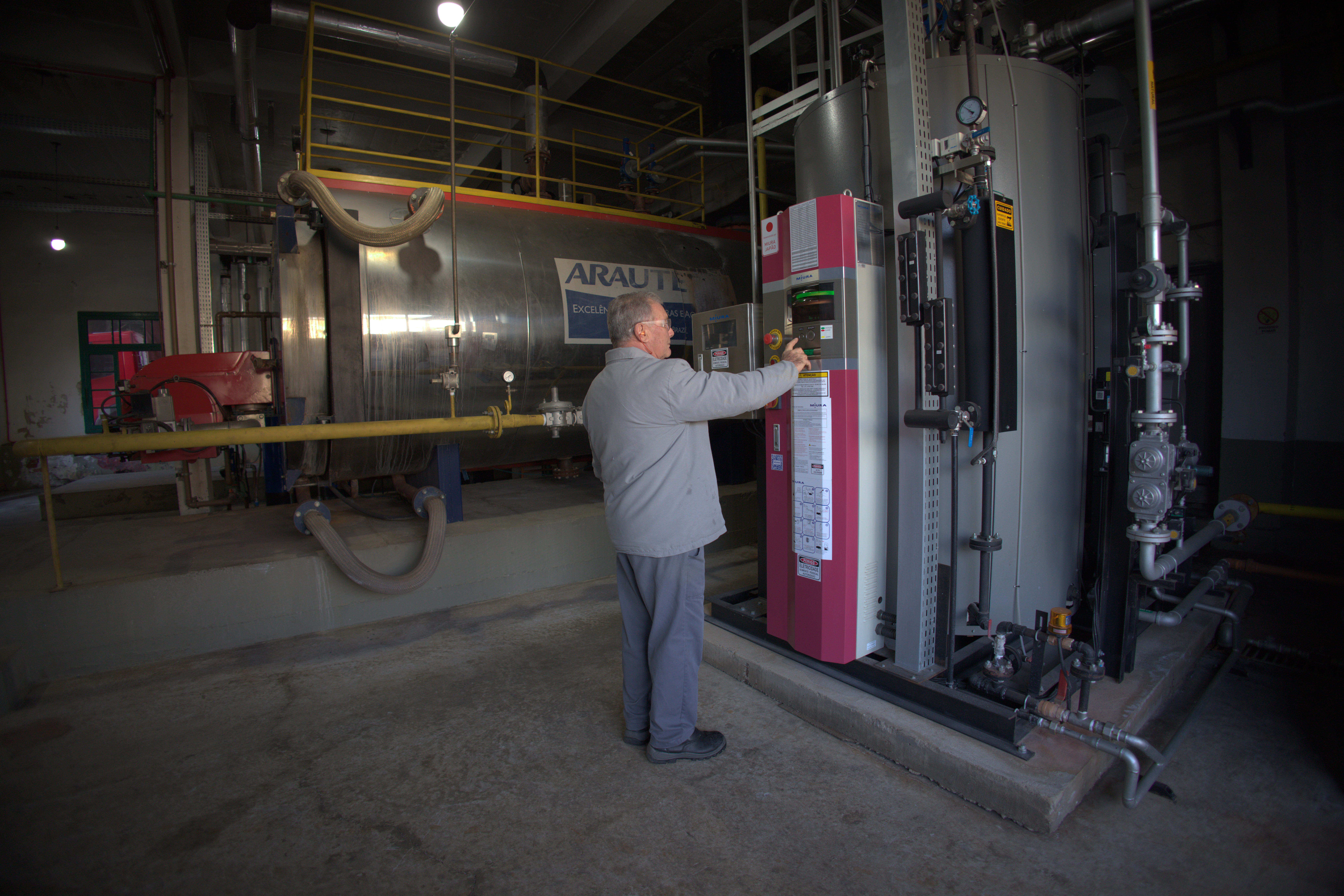 Caldeiras a gás natural - Augusto Tomazzi